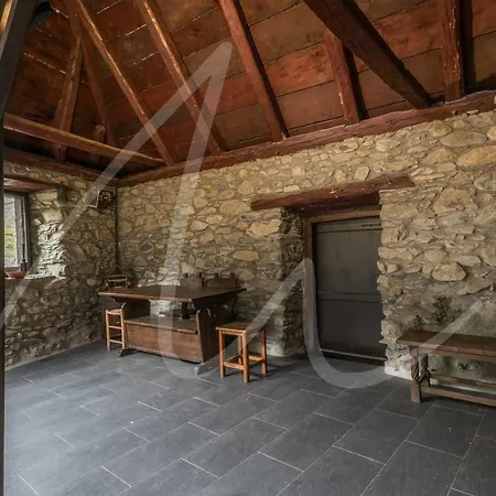 Casa Montlude By Seamount Gessa